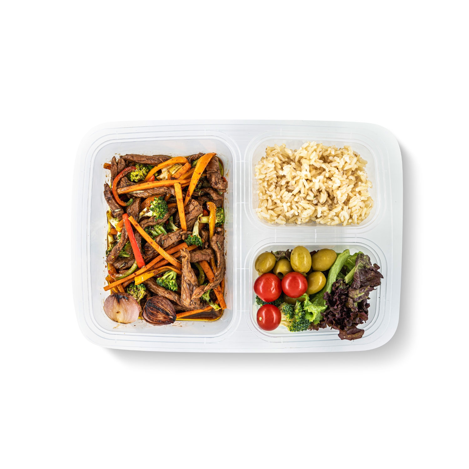 خوراک گوشت با کلم بروکلی و برنج قهوه ای